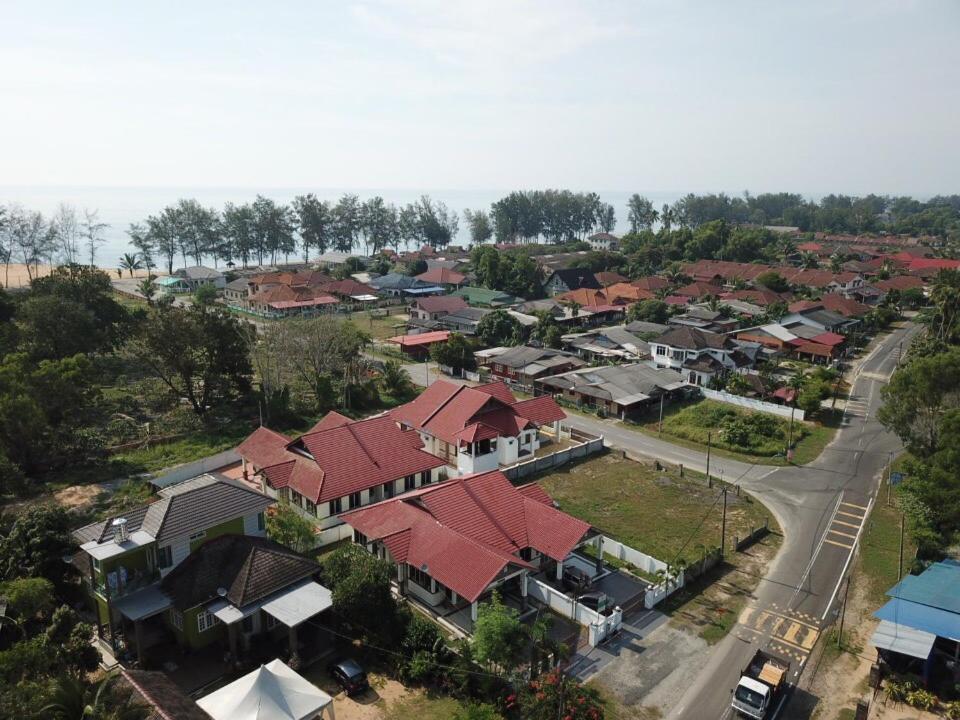 Wan'S Beach Guest House Dungun Extérieur photo