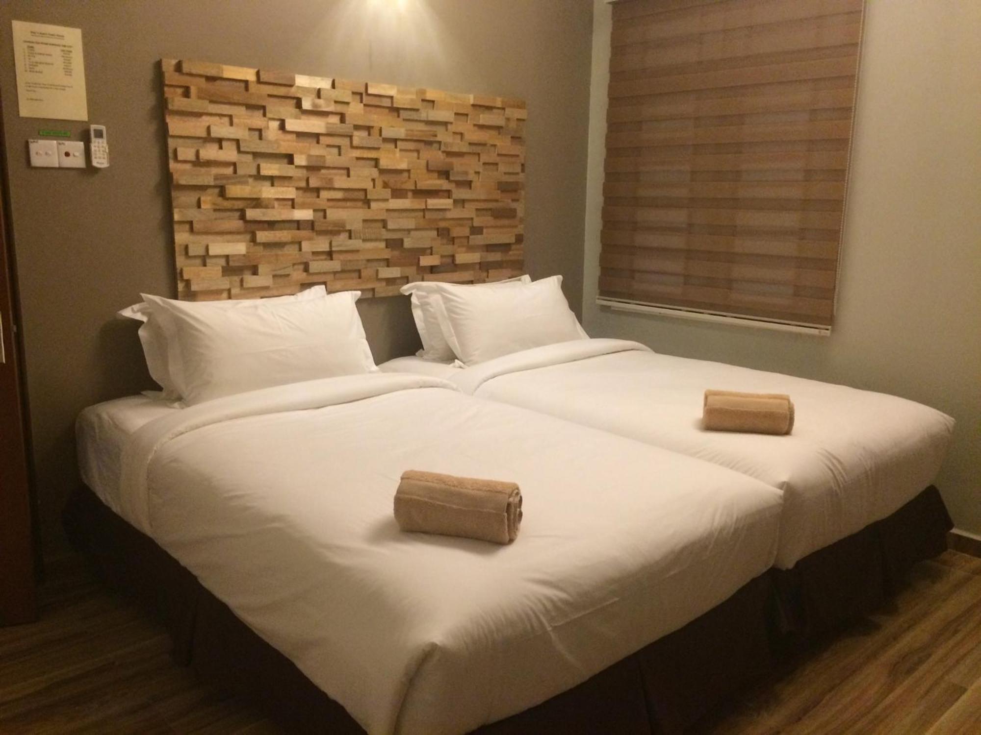 Wan'S Beach Guest House Dungun Extérieur photo