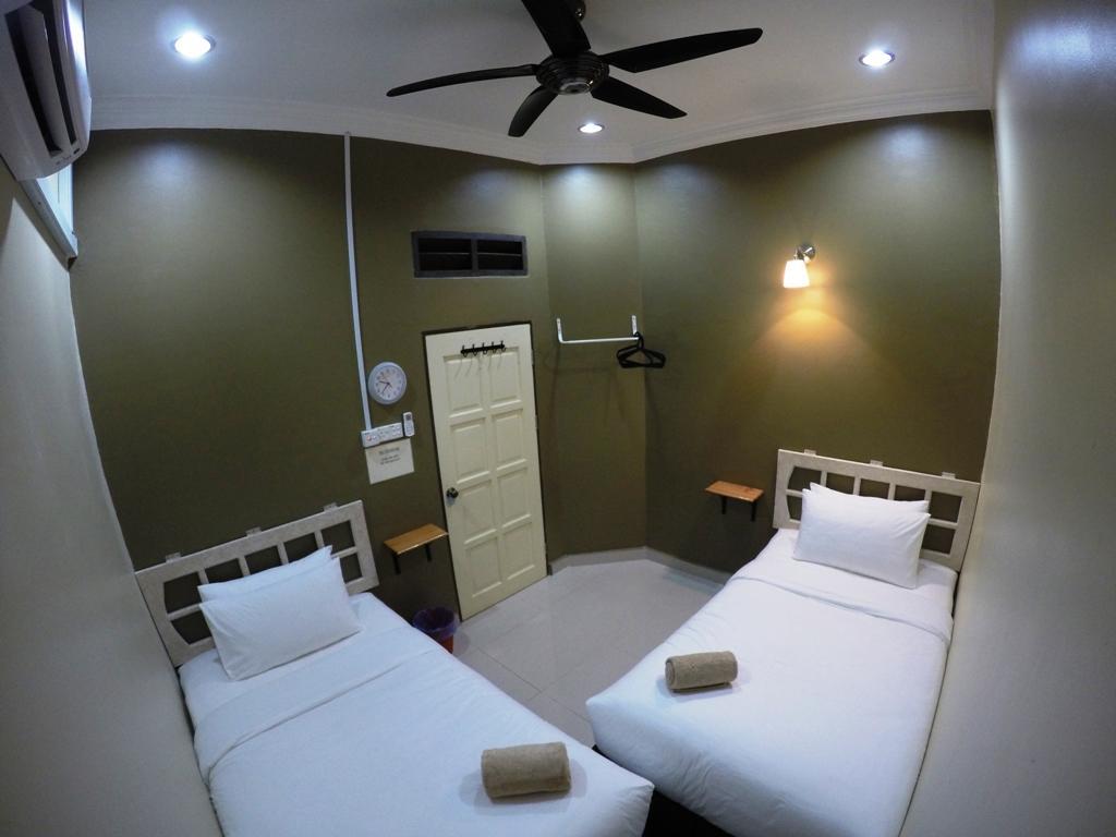 Wan'S Beach Guest House Dungun Chambre photo