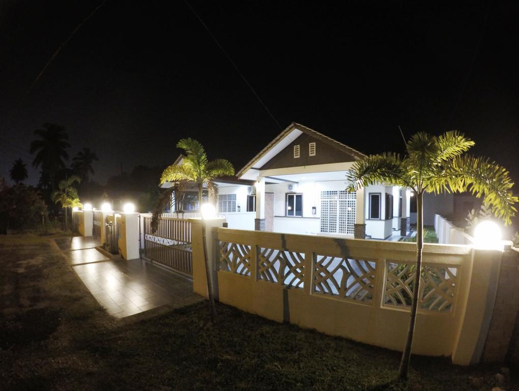 Wan'S Beach Guest House Dungun Chambre photo